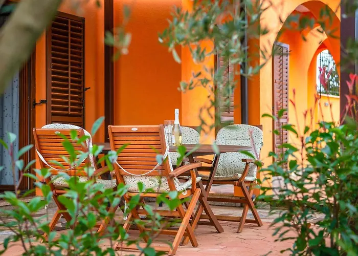 Oliva With Swimming Pool Πόρετς