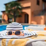 Oliva With Swimming Pool * ポレッチ