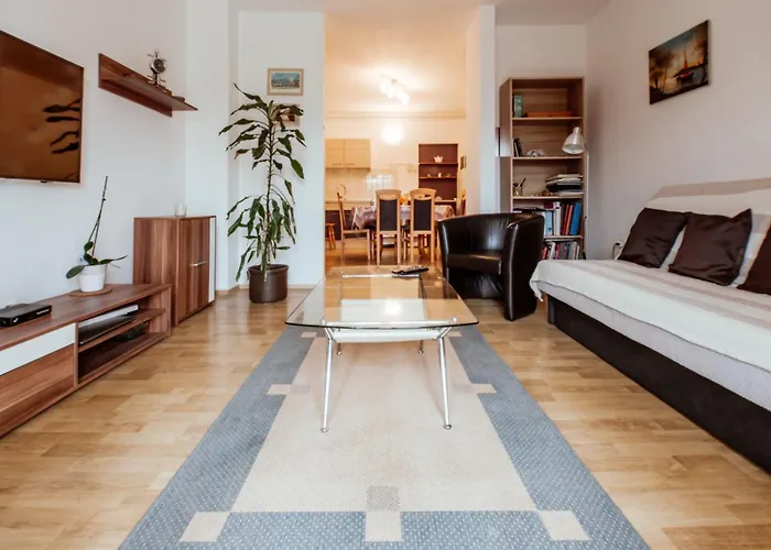 Oliva With Swimming Pool * Poreč