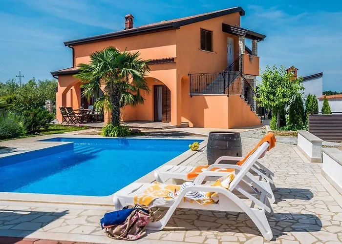 Apartment Oliva With Swimming Pool *