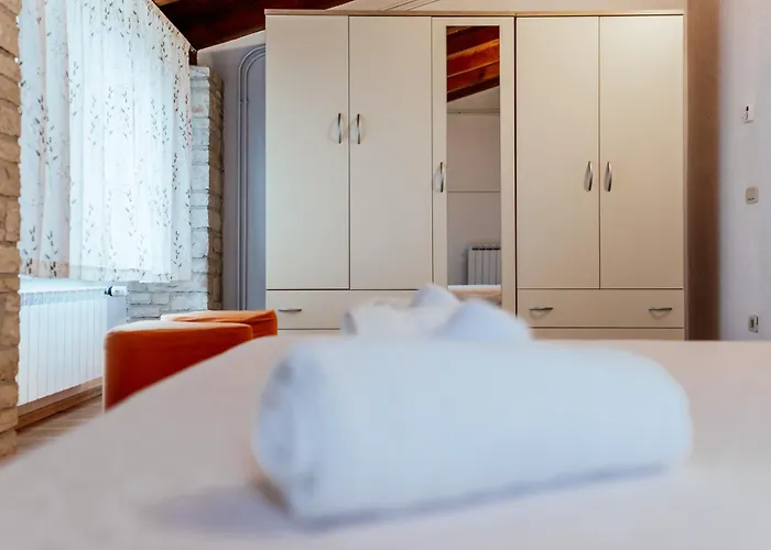 Apartman Oliva With Swimming Pool *